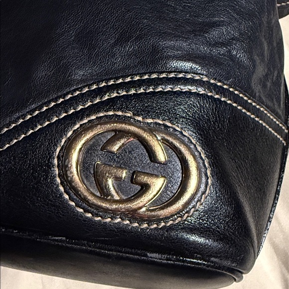 Gucci Britt Leather Hobo Bag - Picture 14 of 16